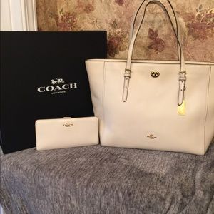 Coach Turnlock Tote and Skinny Wallet
