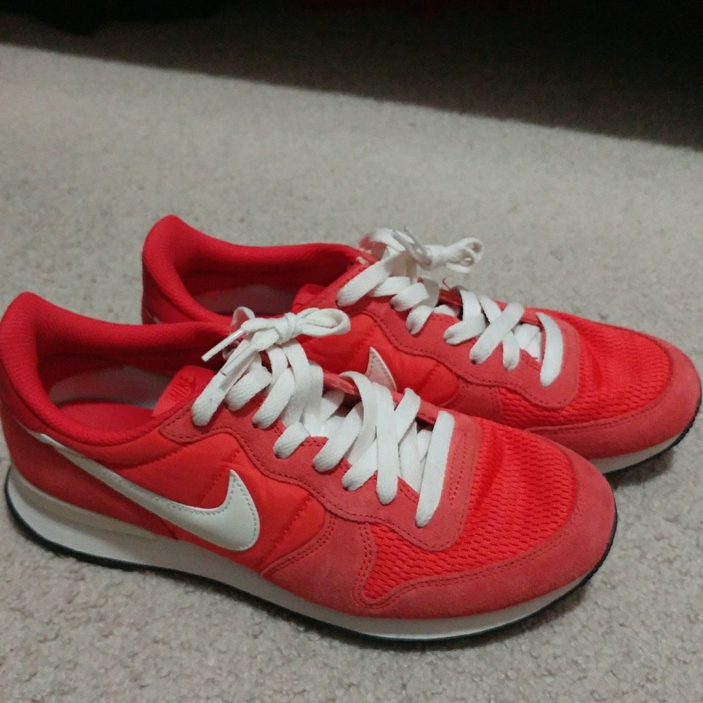 Nike Internationalist