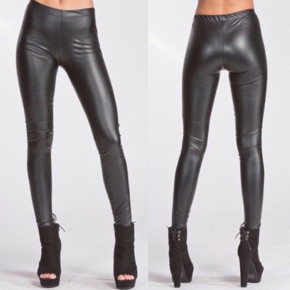 GONE TODAY❗️NWT Matte Black Leggings - Picture 3 of 6