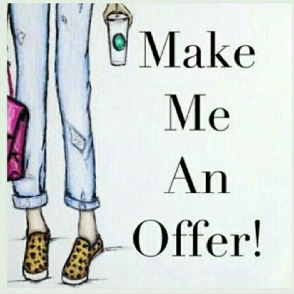 Happy Friday Poshers!! 💕 Make any offer!