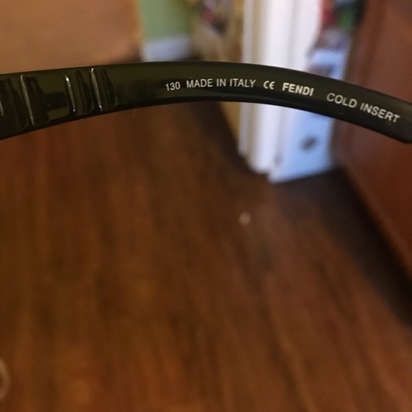 fendi Sunglasses original case - Picture 3 of 5