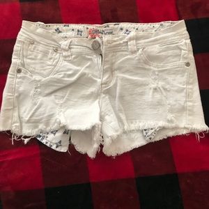 White jean shorts