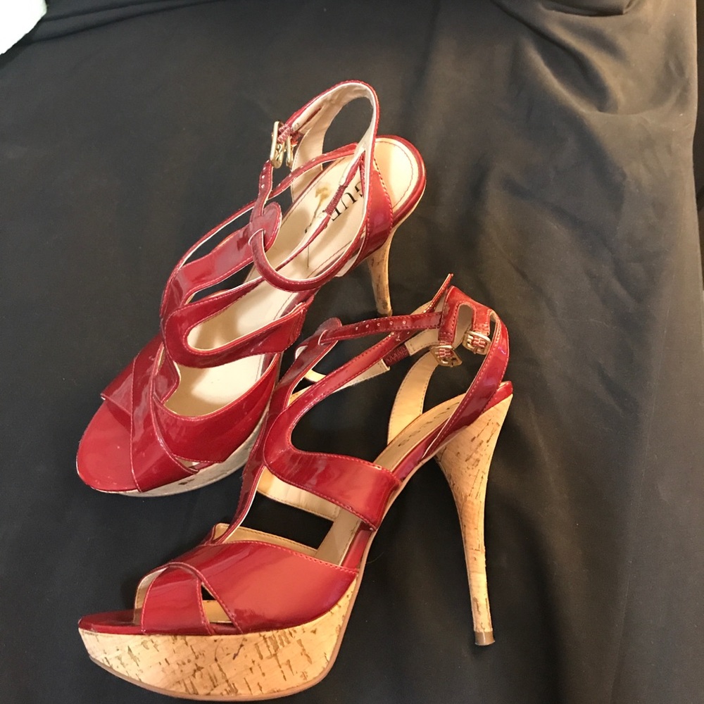 Guess Beautiful and comfortable