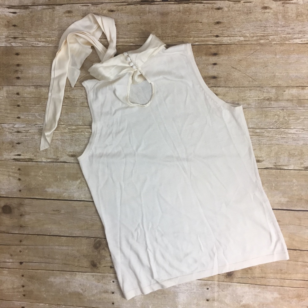 | Banana Republic | Large Cream Sweater S/L Blouse - Picture 6 of 8