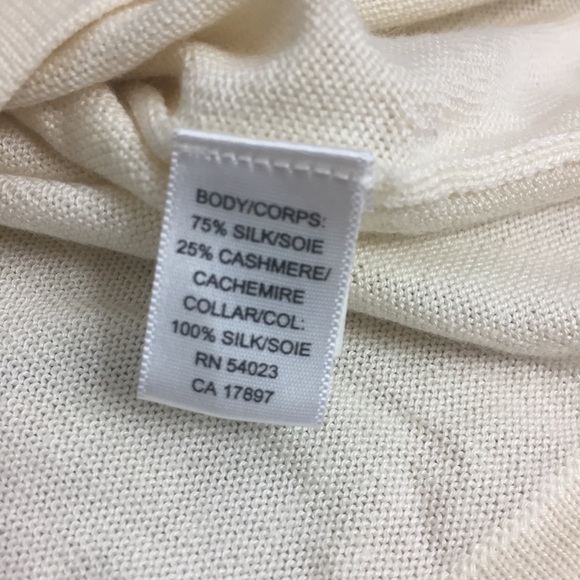 | Banana Republic | Large Cream Sweater S/L Blouse - Picture 5 of 8