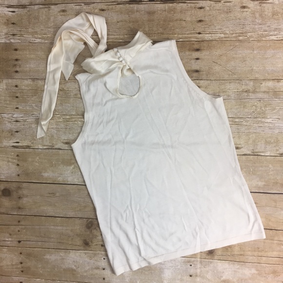 | Banana Republic | Large Cream Sweater S/L Blouse - Picture 6 of 8