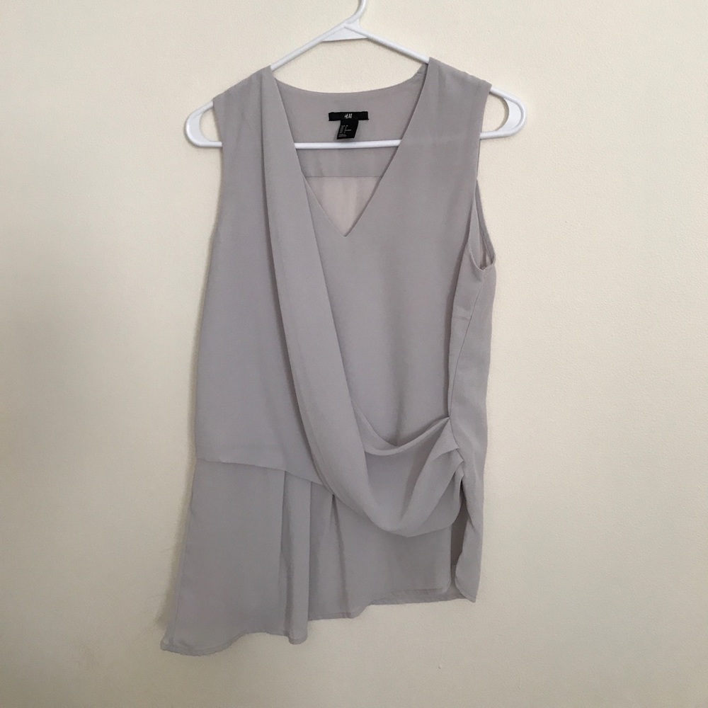 HM Sleeveless Shirt Blouse, Grey Color