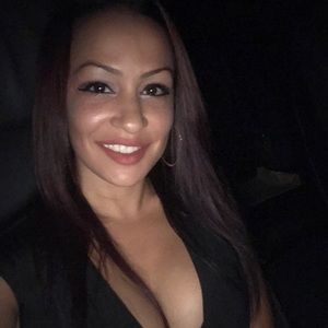 Meet your Posher, Desiree