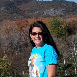 Meet your Posher, Lisa