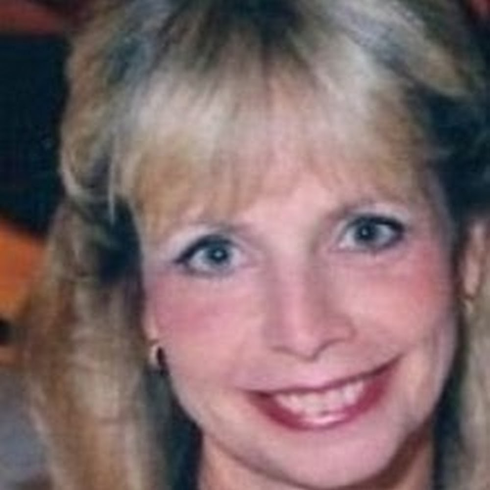 Meet your Posher, Deborah