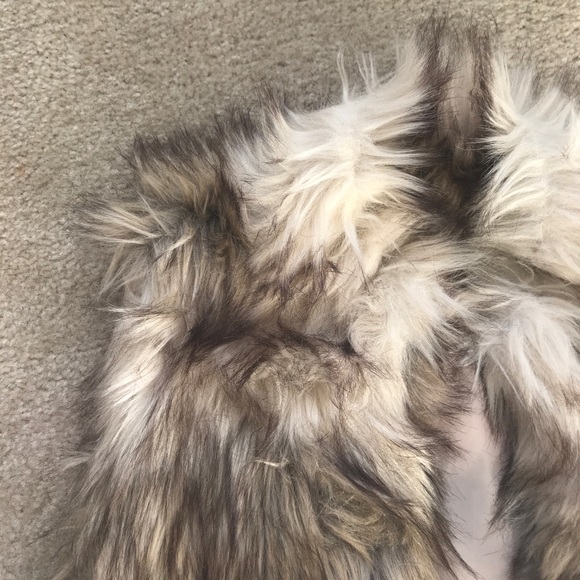 Faux Fur Vest by True Love - Picture 2 of 3