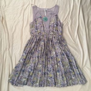 Lauren Conrad dress w/ Premier designs necklace