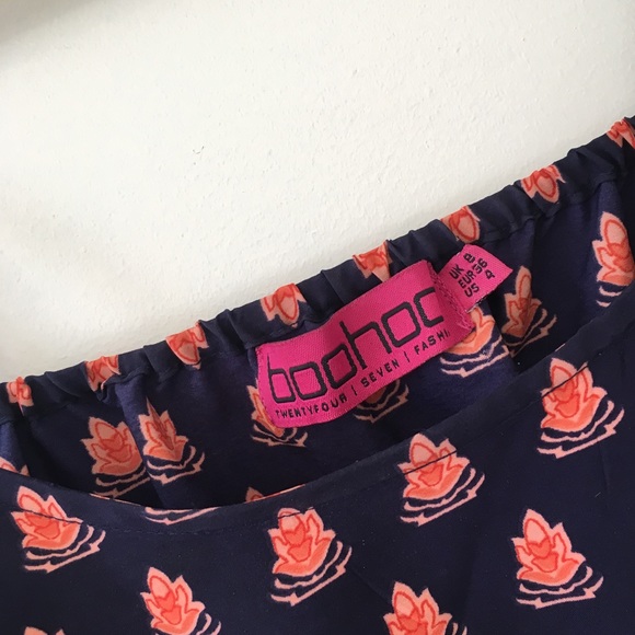 Boohoo Fun Short Playsuit Romper - Picture 4 of 4