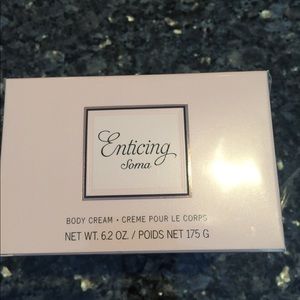 Enticing Soma body cream