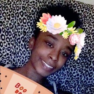 Meet your Posher, Lakisha