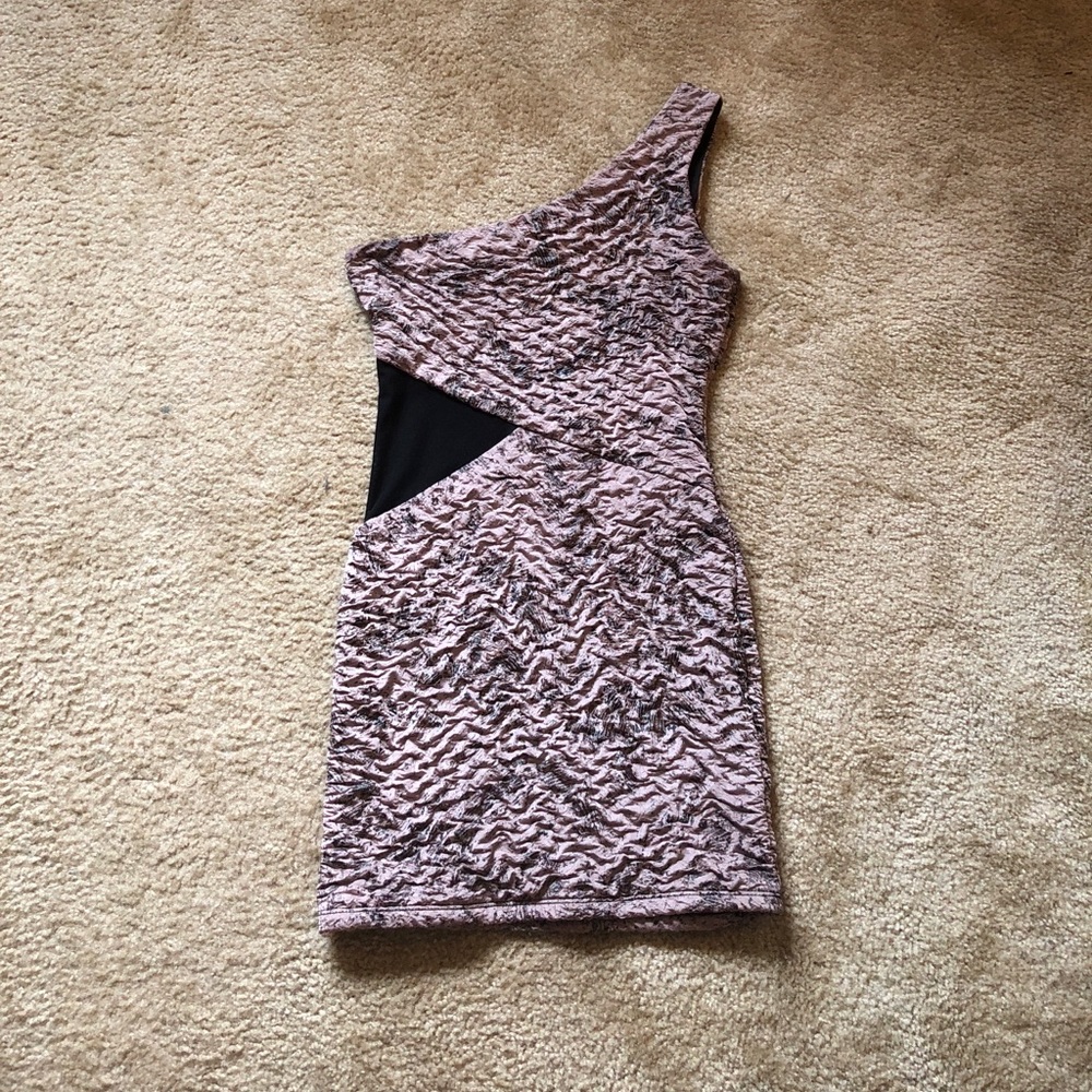 One shoulder dress