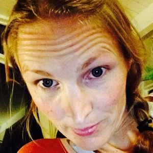 Meet your Posher, Claudia