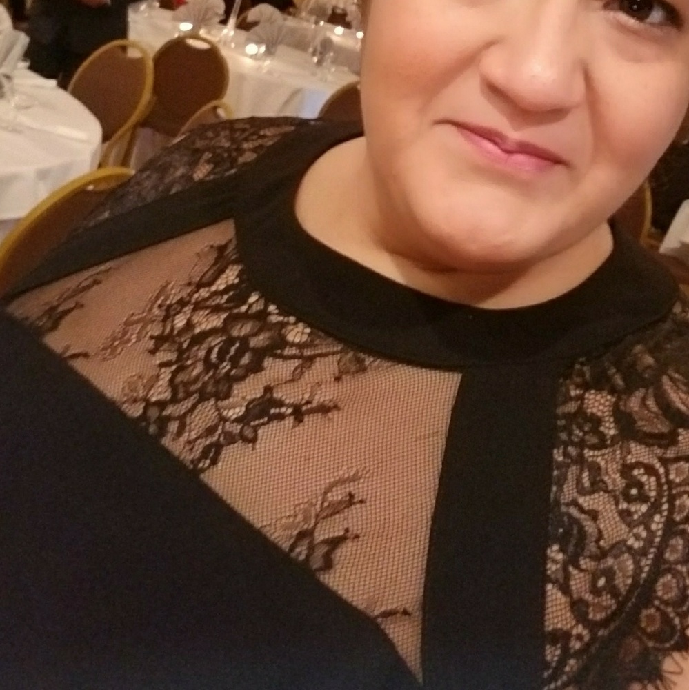 Dress - Picture 4 of 5