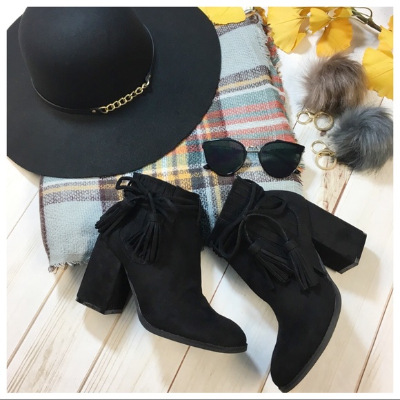 ✨LAST ONE✨Black vegan suede tie tassel booties - Picture 2 of 7