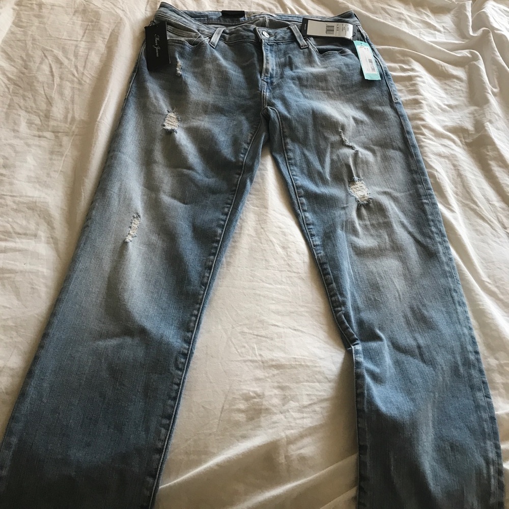 Mavi Jeans Co. ripped vintage jeans