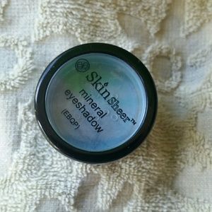 SkinSheer blue mineral eyeshadow