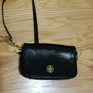 Beautiful crossbody Tory Burch bag