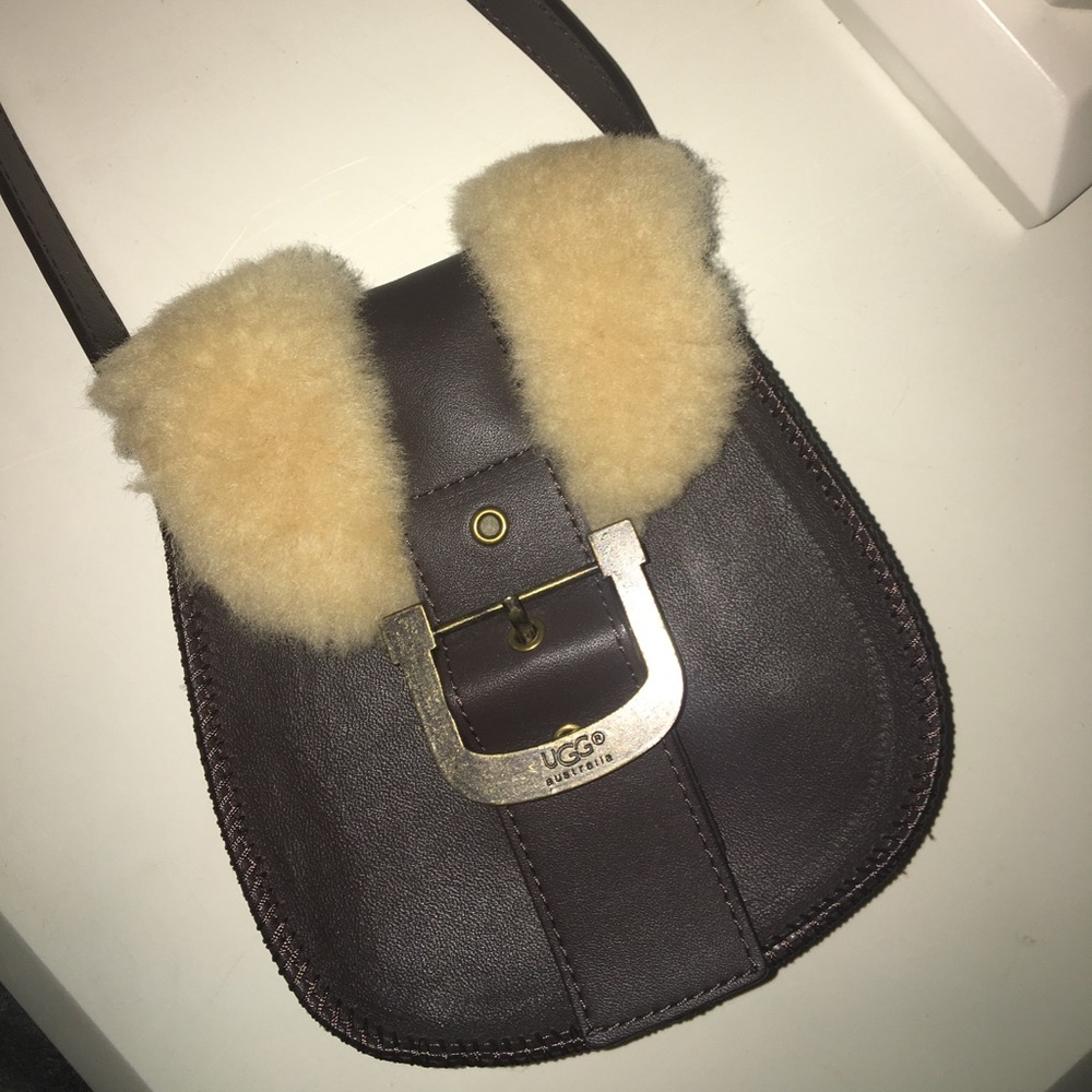 Ugg cross body bag