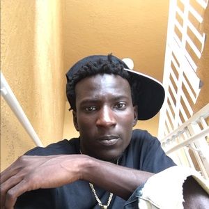 Meet your Posher, Elijah