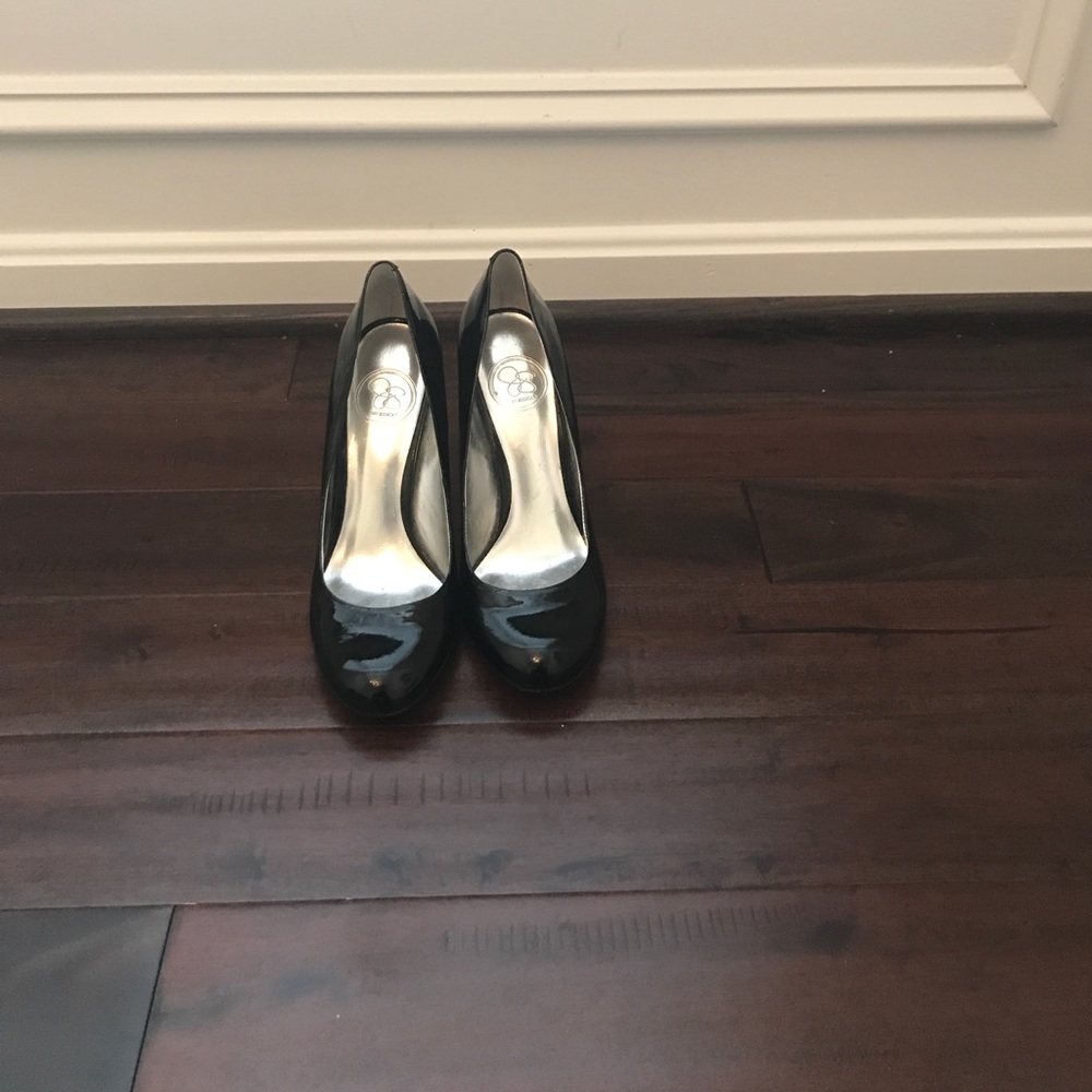 Patent leather pumps