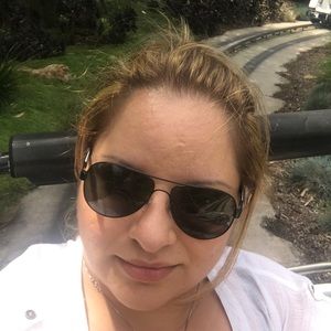 Meet your Posher, Irina