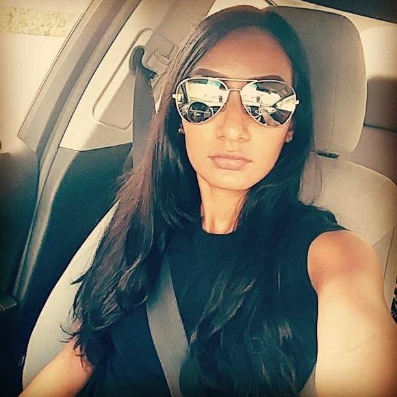 Meet your Posher, Daniela - Picture 1 of 1