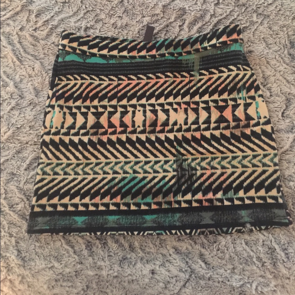 Mini tribal patterned skirt 💕