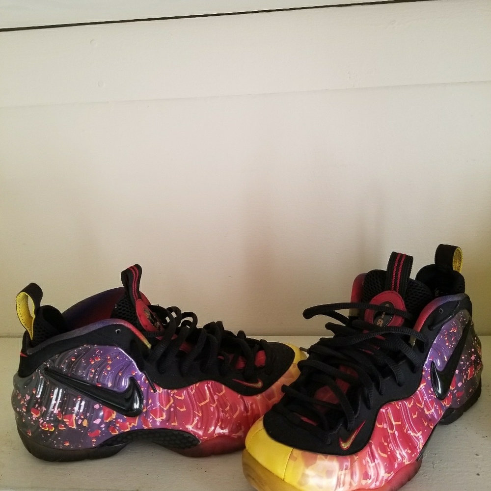 Nike foams