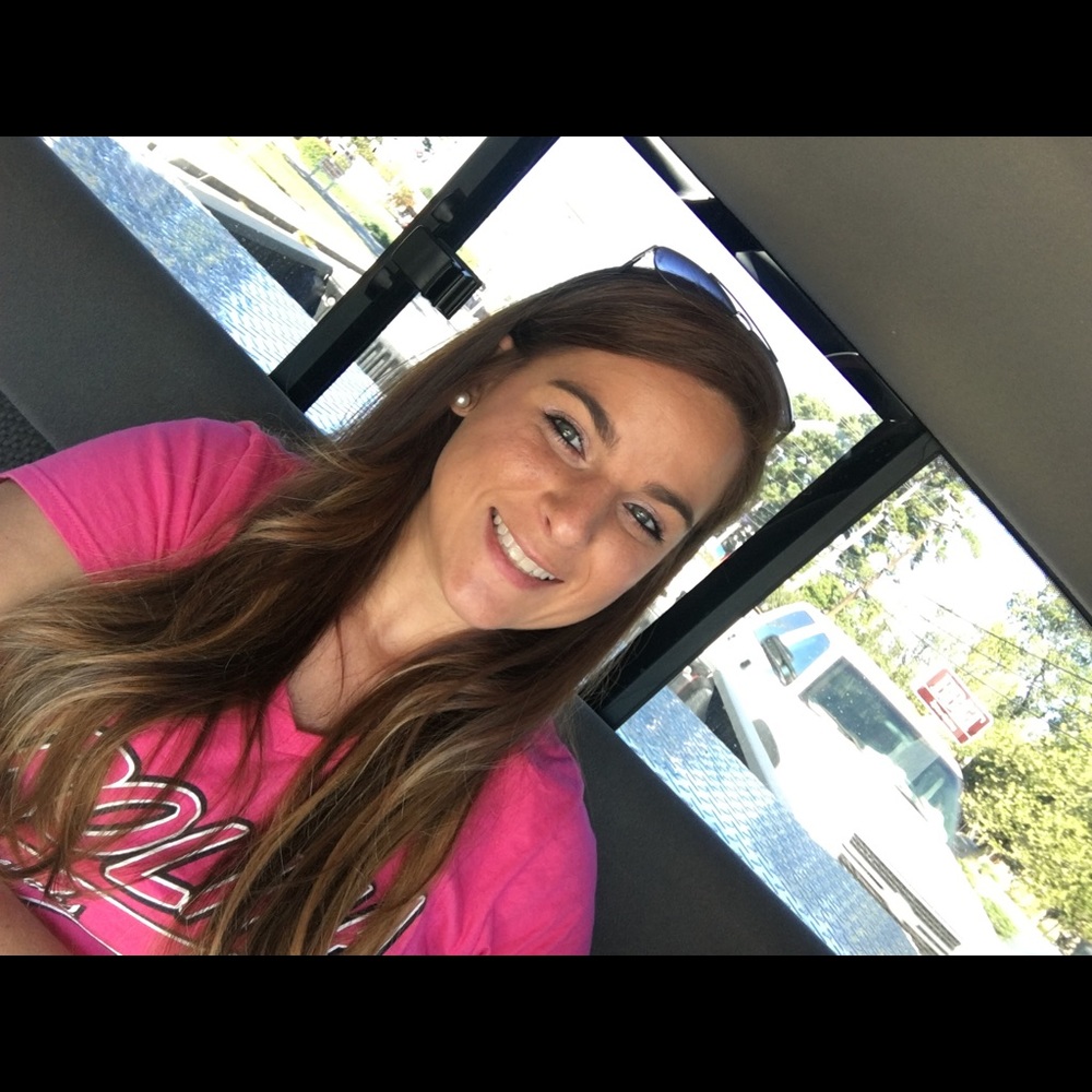 Meet your Posher, Melissa - See something you like, make an offer