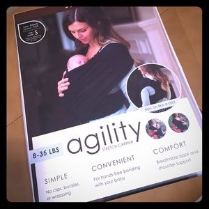 Agility stretch carrier