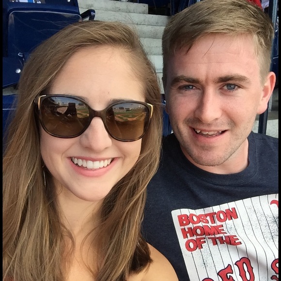 Meet your Posher, Erin - Picture 1 of 1