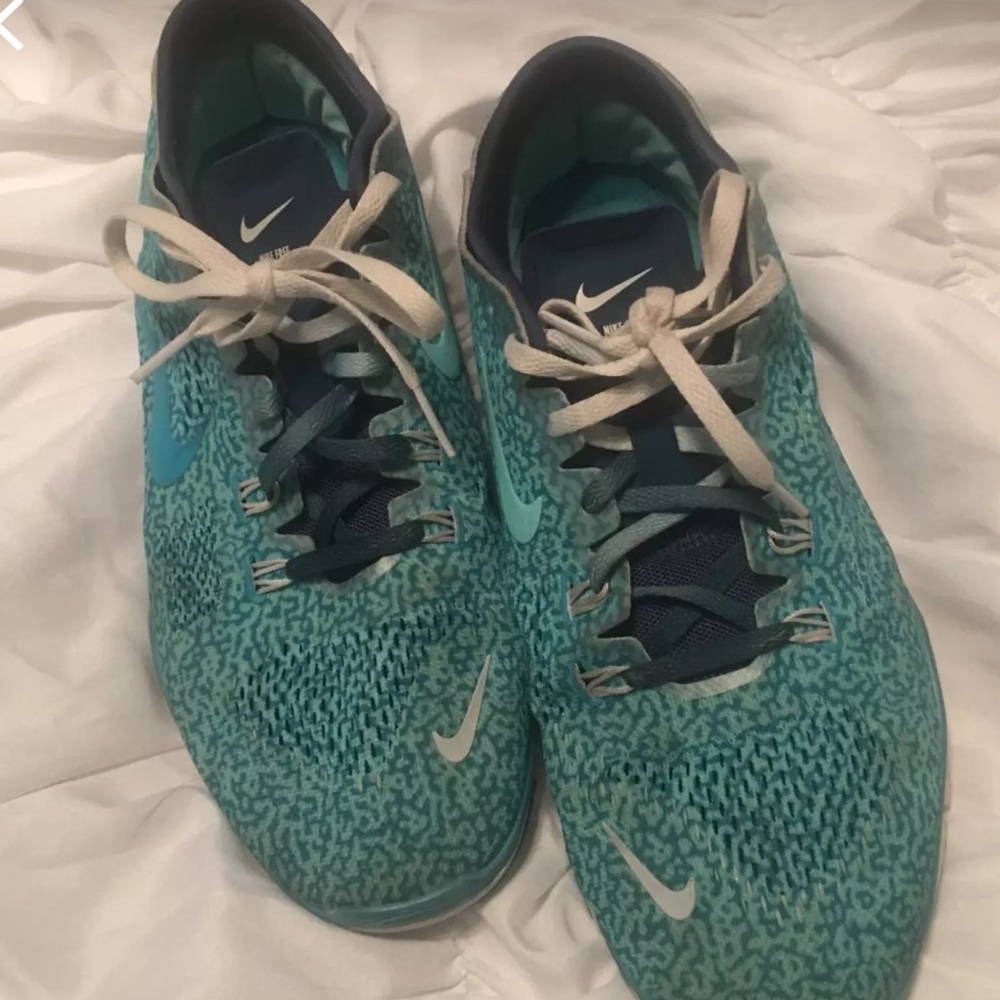 Nike Freestyle Tennis Shoes