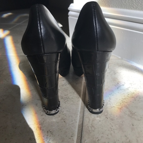 Michael Kors the Jet Set 6 pump - Picture 4 of 5