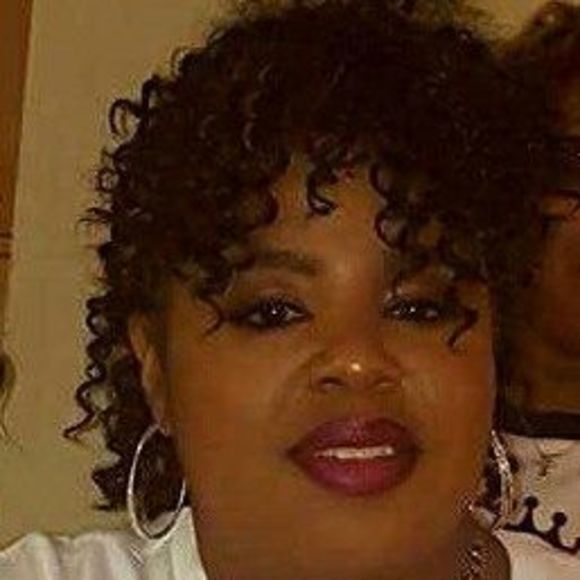 Meet your Posher, Paris - Picture 1 of 1