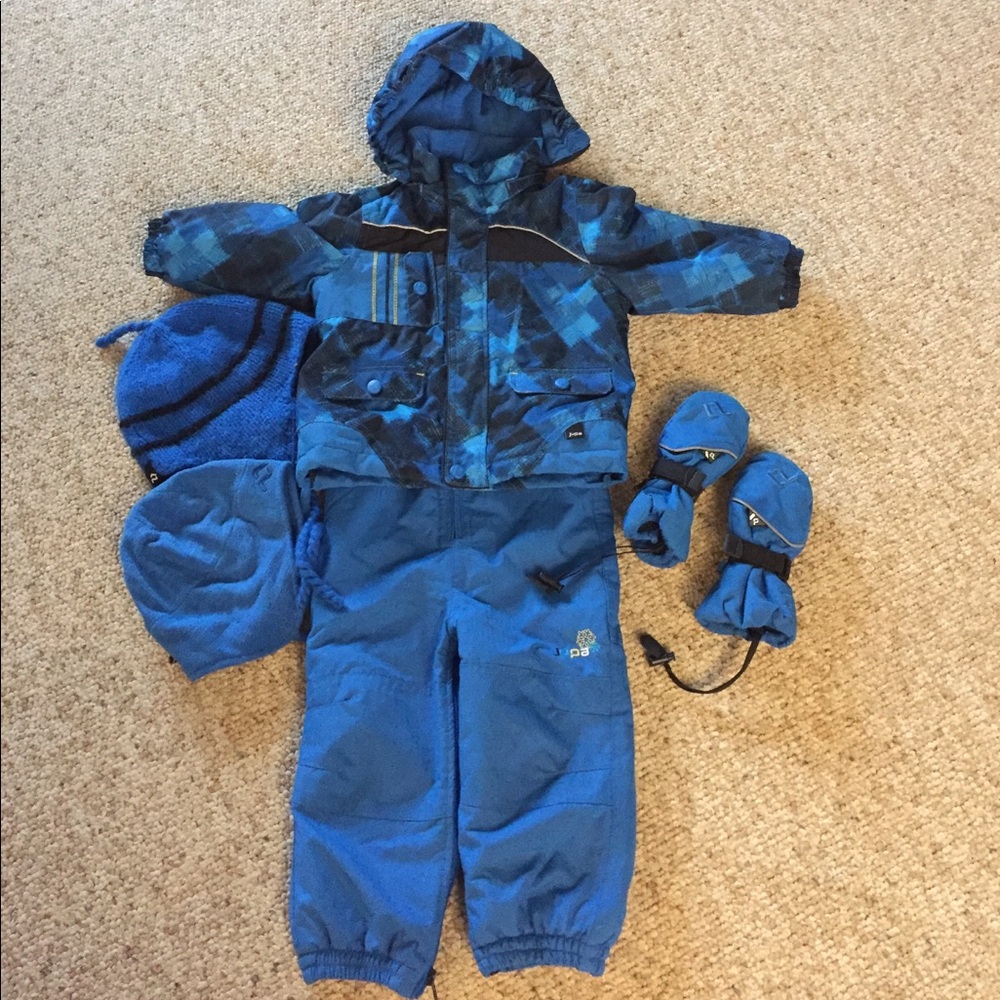 Toddler winter outfit by Jupa.