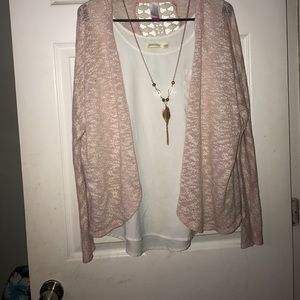 ⬇️$15 Pink cardigan