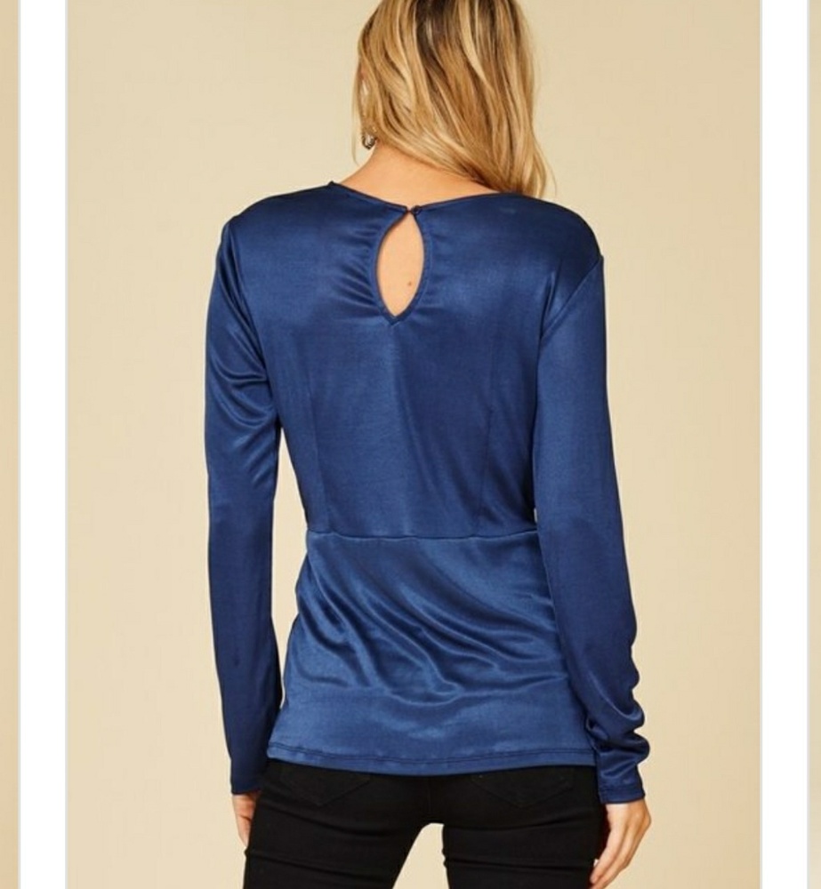 🎀 Beautiful Navy Tie on Waist - Picture 5 of 7