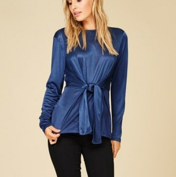 🎀 Beautiful Navy Tie on Waist - Picture 4 of 7