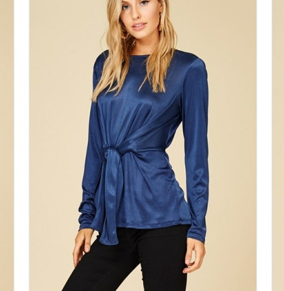 🎀 Beautiful Navy Tie on Waist - Picture 6 of 7