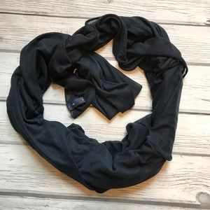 Gap Navy Wrap Scarf