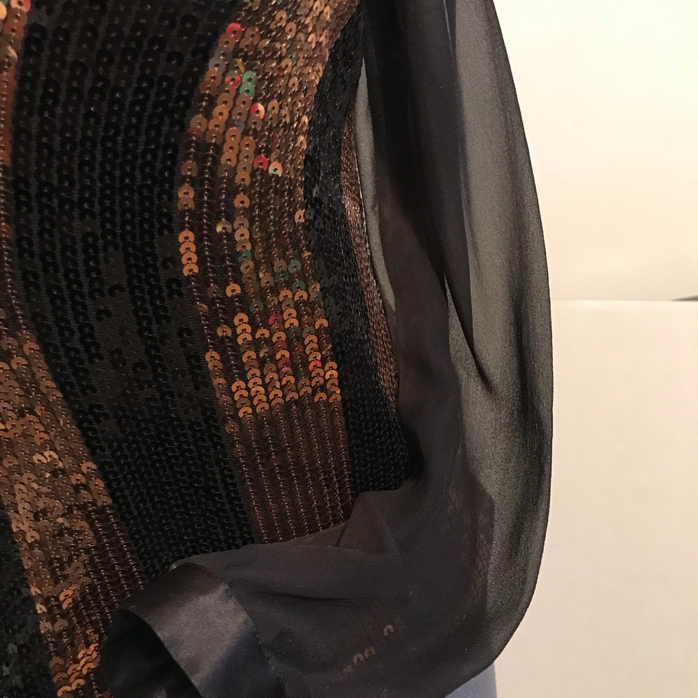 Sequin Top - Picture 4 of 7