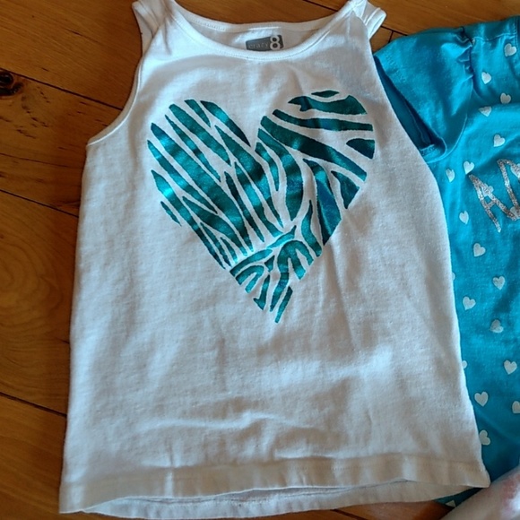 4 Tops! - Picture 3 of 8