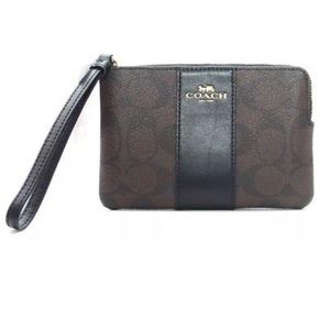 *BRAND NEW*  COACH WRISLET