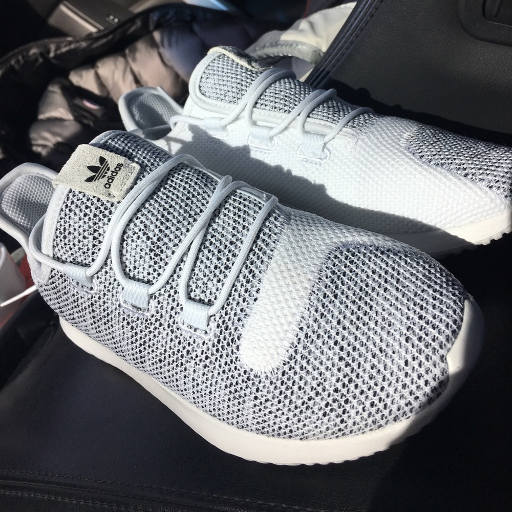 Tubular shadow