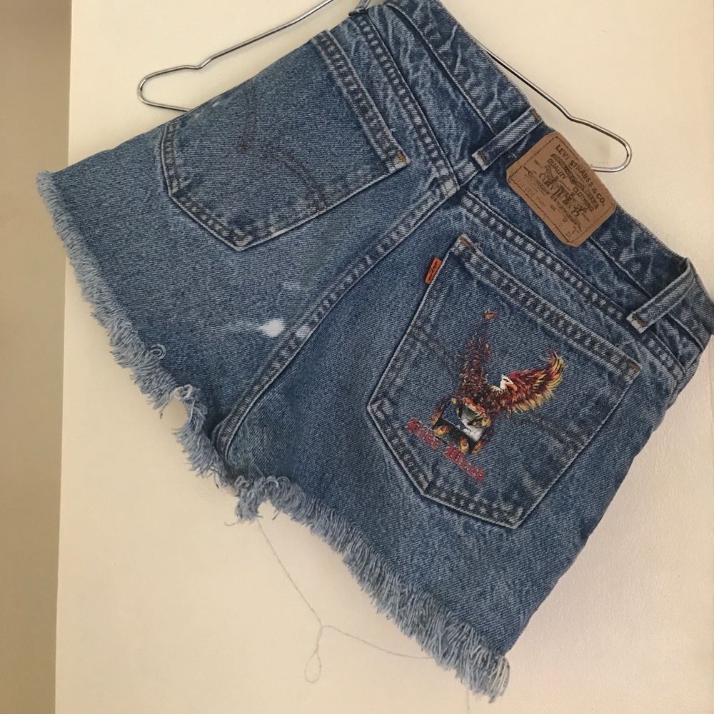 LEVI vintage high waited shorts size 30